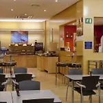 Hotel Yit Ciudad De