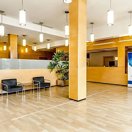 Отель Yit Ciudad De 3*