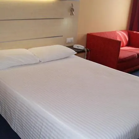 Yit Ciudad De Ξενοδοχείο