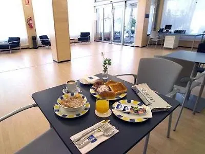 Yit 시우다드 데 3* 사라고사