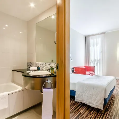 Yit Ciudad De 3* サラゴサ