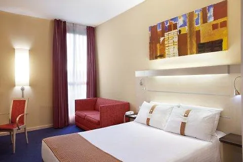 Hotel Yit Ciudad De 3*